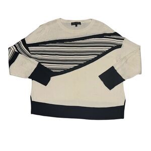 Women’s ST. JOHN Wool & Cashmere blend round neck black & white Sweater medium